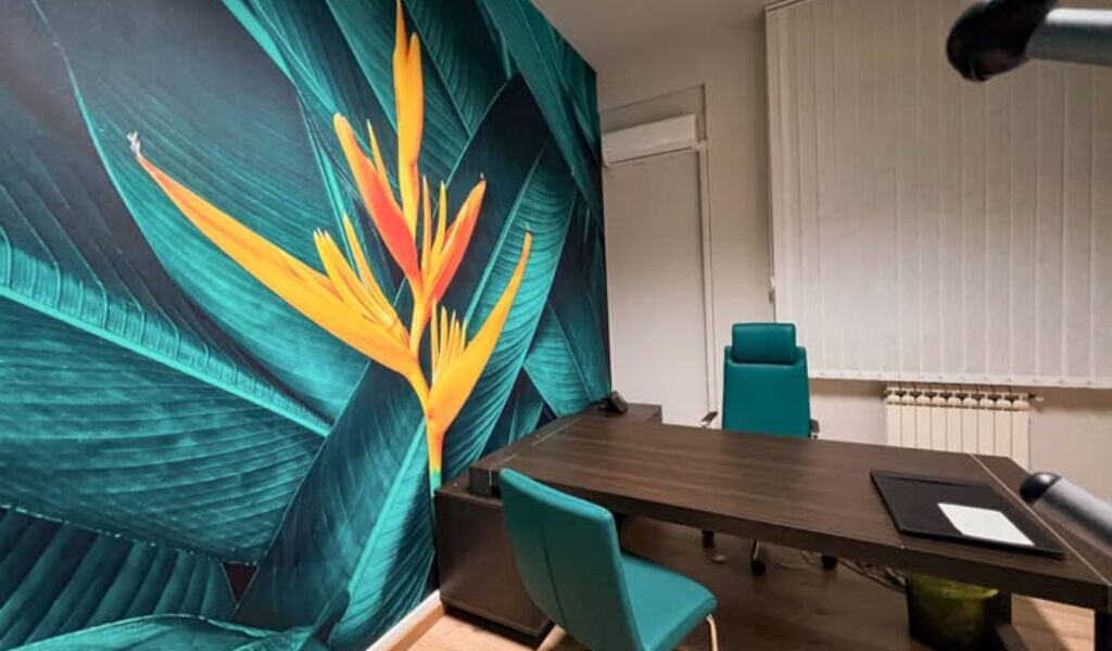 Ufficio trasformato da e-solution con rivestimento Mactac Wall Wrap