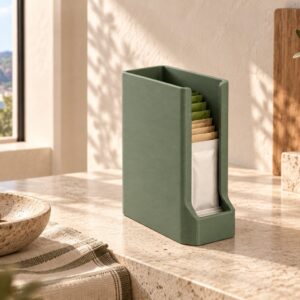 Mockup ambientato di Organizer bustine con accesso laterale in un interno contemporaneo dai toni chiari.